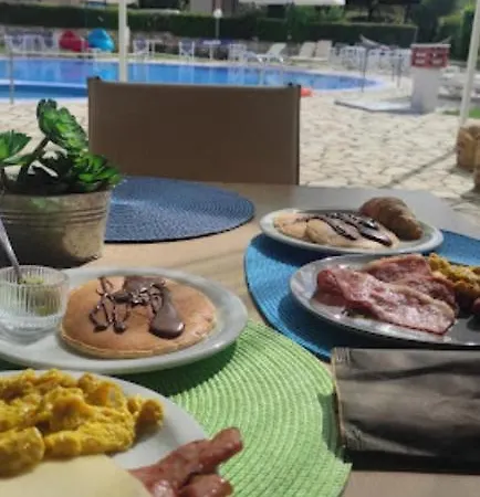 Aparthotel & Blue Marathiás