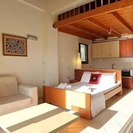 & Blue Aparthotel 3*