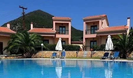 & Blue 3* Marathiás