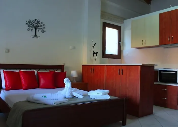 & Blue Marathias (Fokida)