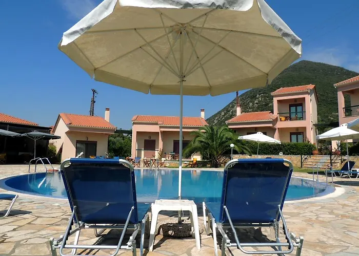 Aparthotel & Blue Marathias (Fokida)